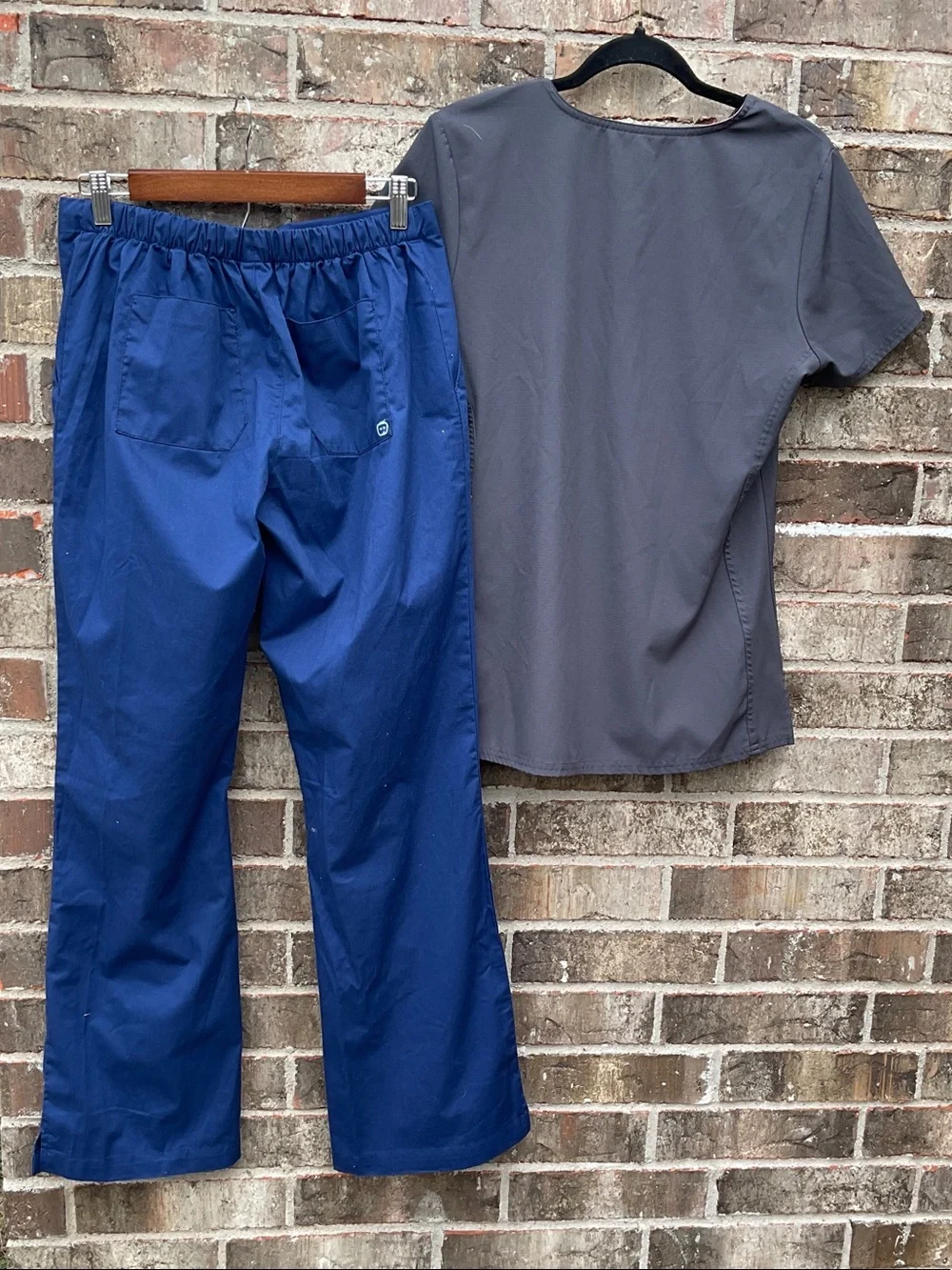 Take 50% OFF- 2pcs Women's Gray V-Neck Scrub Top & Blue Drawstring Pants, Size-S